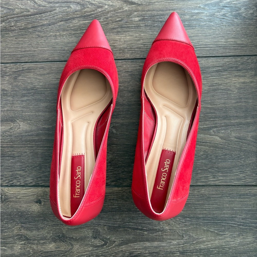 Franco Sarto Red Pointed-Toe Mixed-Material Flats